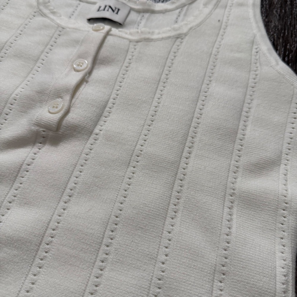 LINI White Ribbed Button Front Tank Top - Picture 2 of 5